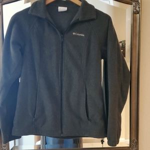 Columbia zip front fleece jacket
